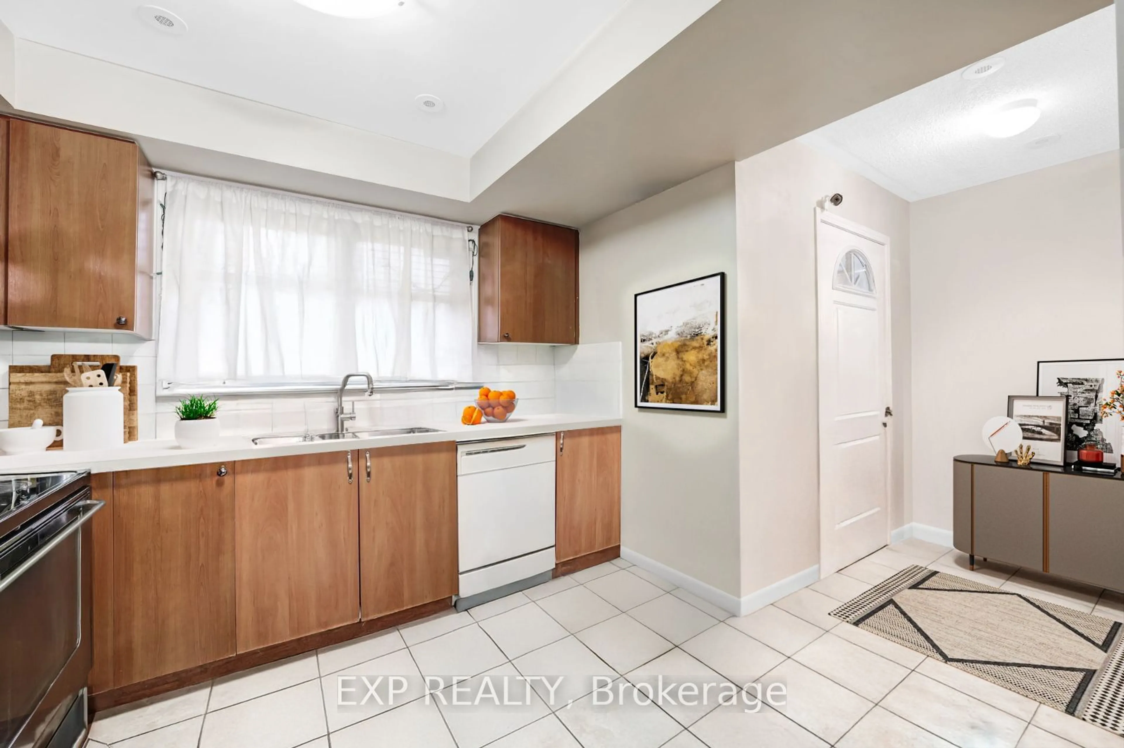 Standard kitchen, ceramic/tile floor for 3648 Kingston Rd #48, Toronto Ontario M1M 1R9