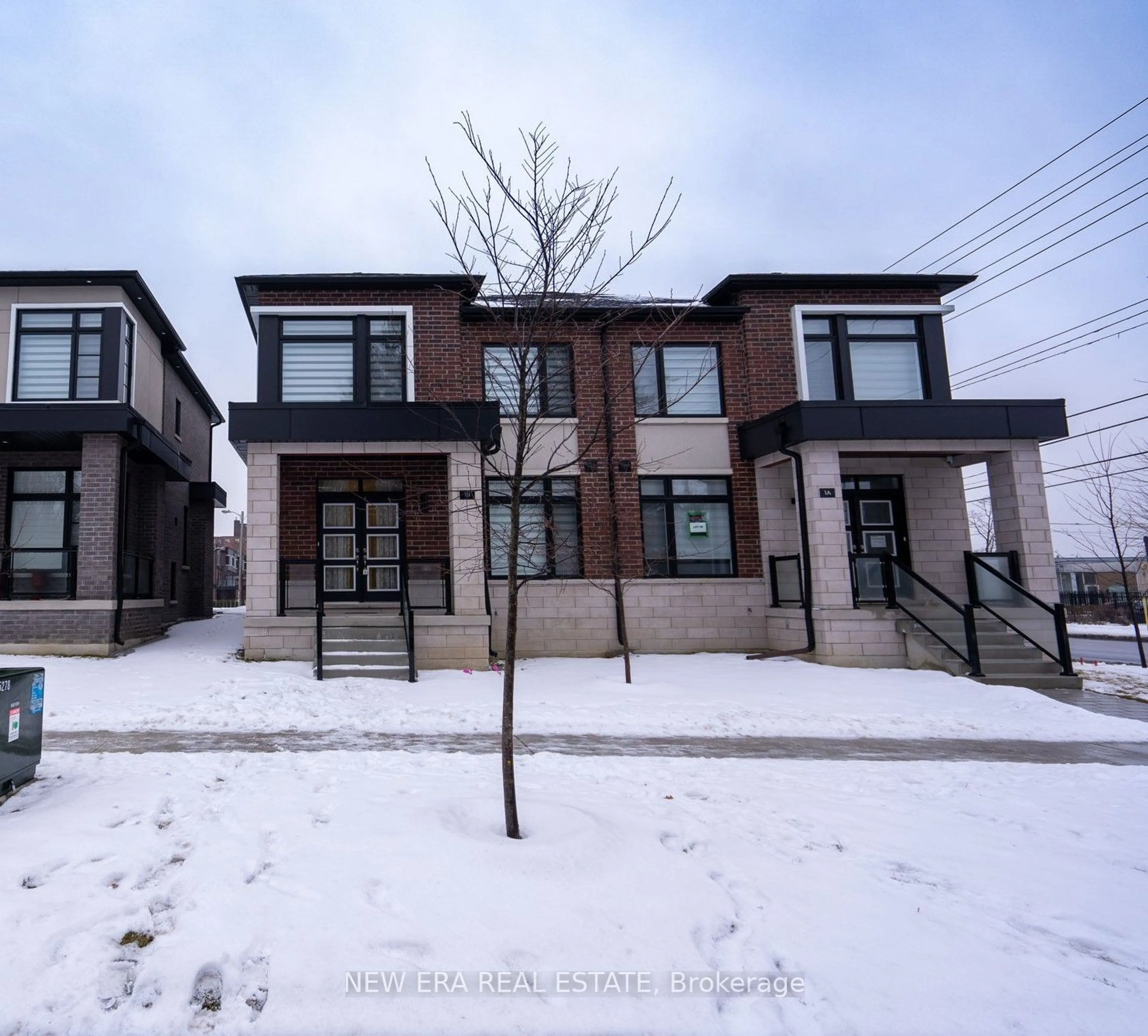 Home with brick exterior material, unknown for 1 B Norbury Cres, Toronto Ontario M1P 0G3