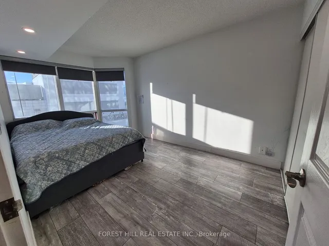 Additional property image - 1 Lee Centre Dr Unit 1008