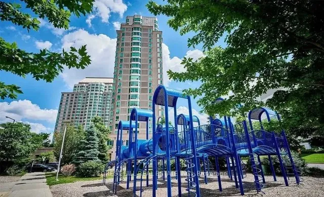 Additional property image - 1 Lee Centre Dr Unit 1008