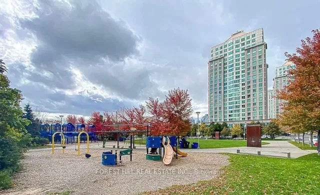 Additional property image - 1 Lee Centre Dr Unit 1008