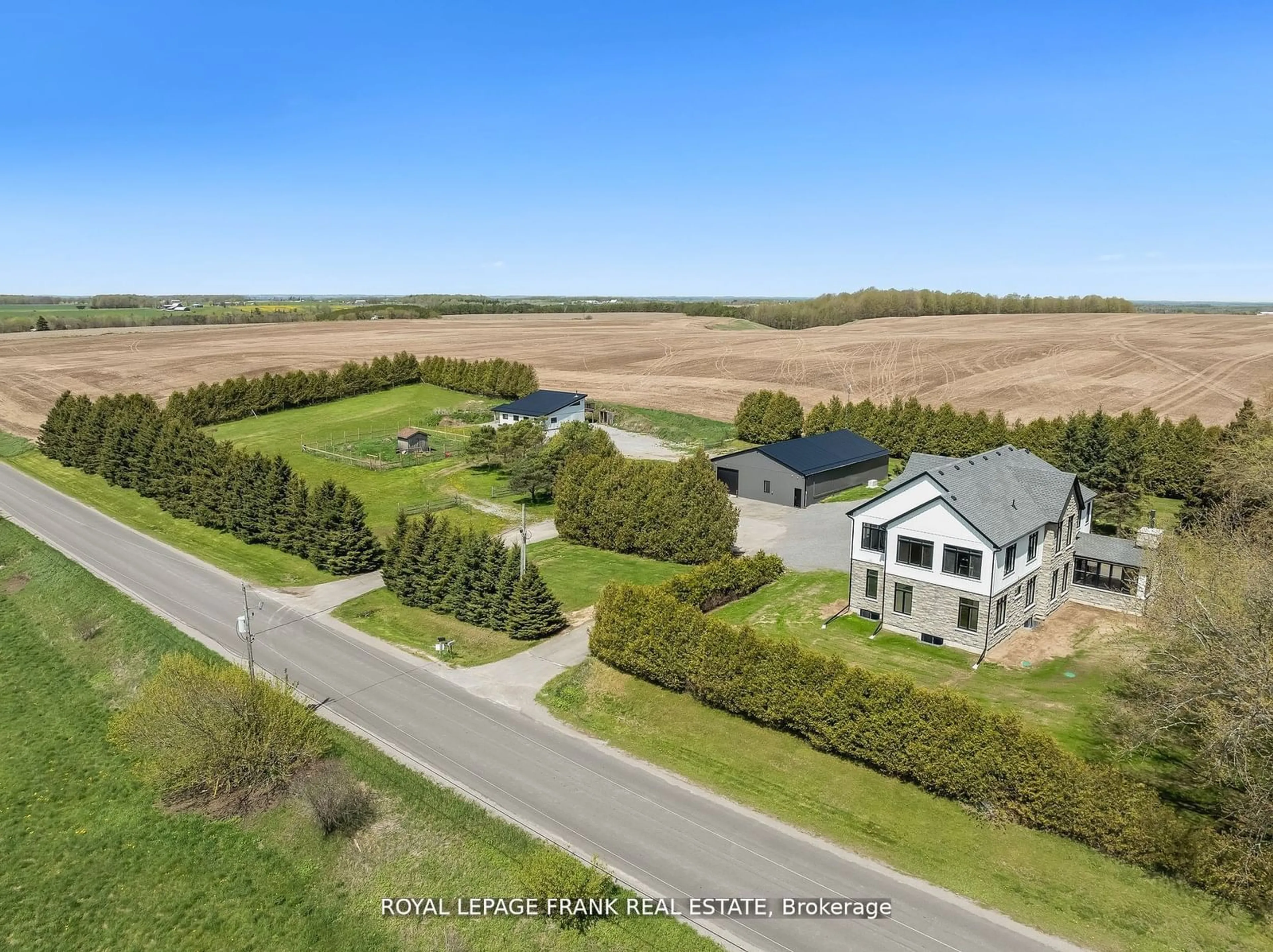 A pic from outside/outdoor area/front of a property/back of a property/a pic from drone, unknown for 3771 Devitts Rd, Scugog Ontario L0B 1B0