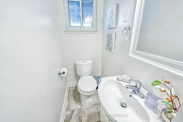 Additional property image - 58 Crittenden Sq