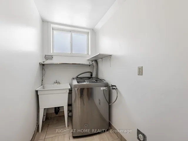 Additional image 11 of 9 Chaldean St