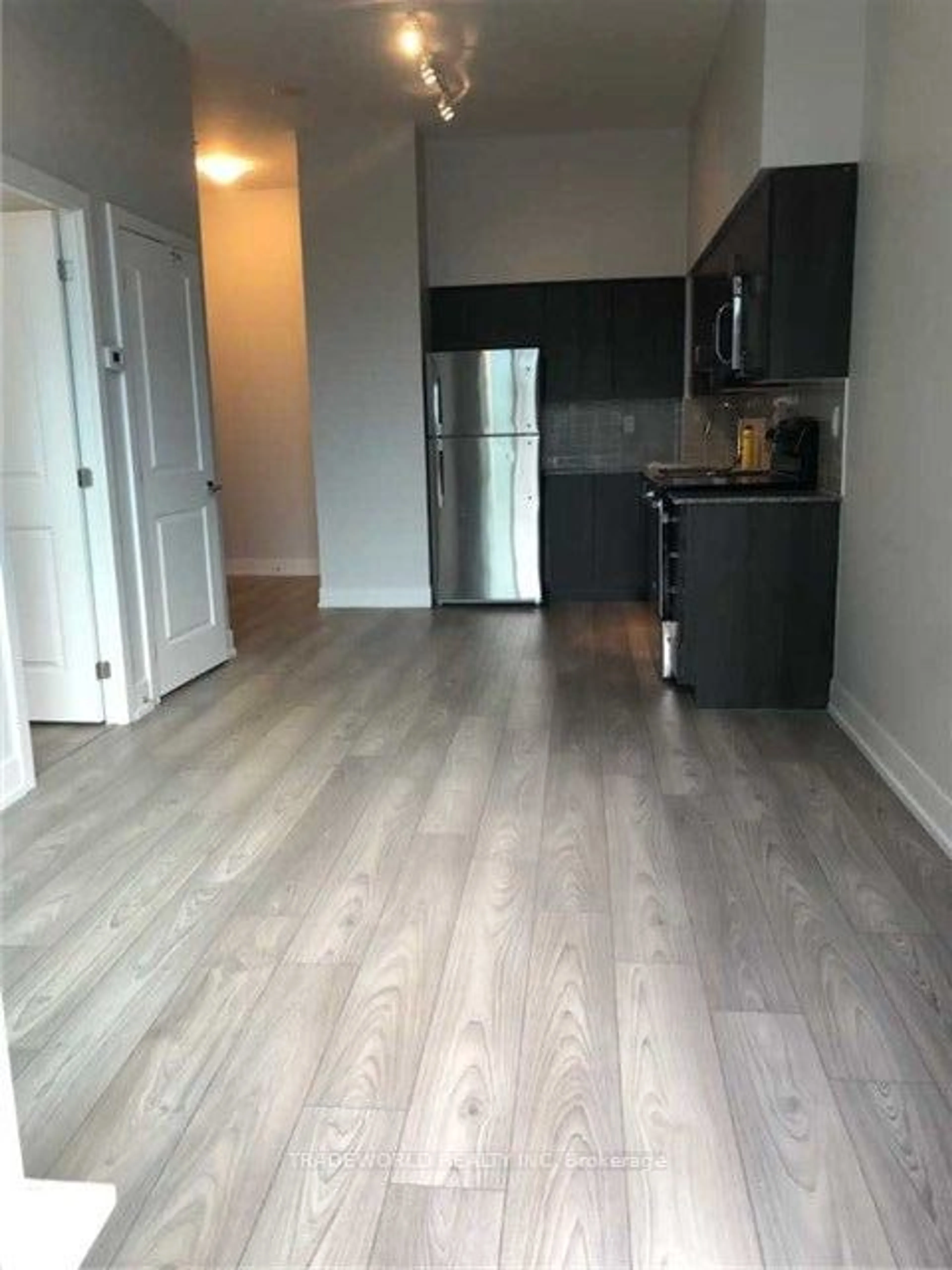 A pic of a room for 1215 Bayly St #108, Pickering Ontario L1W 1L7