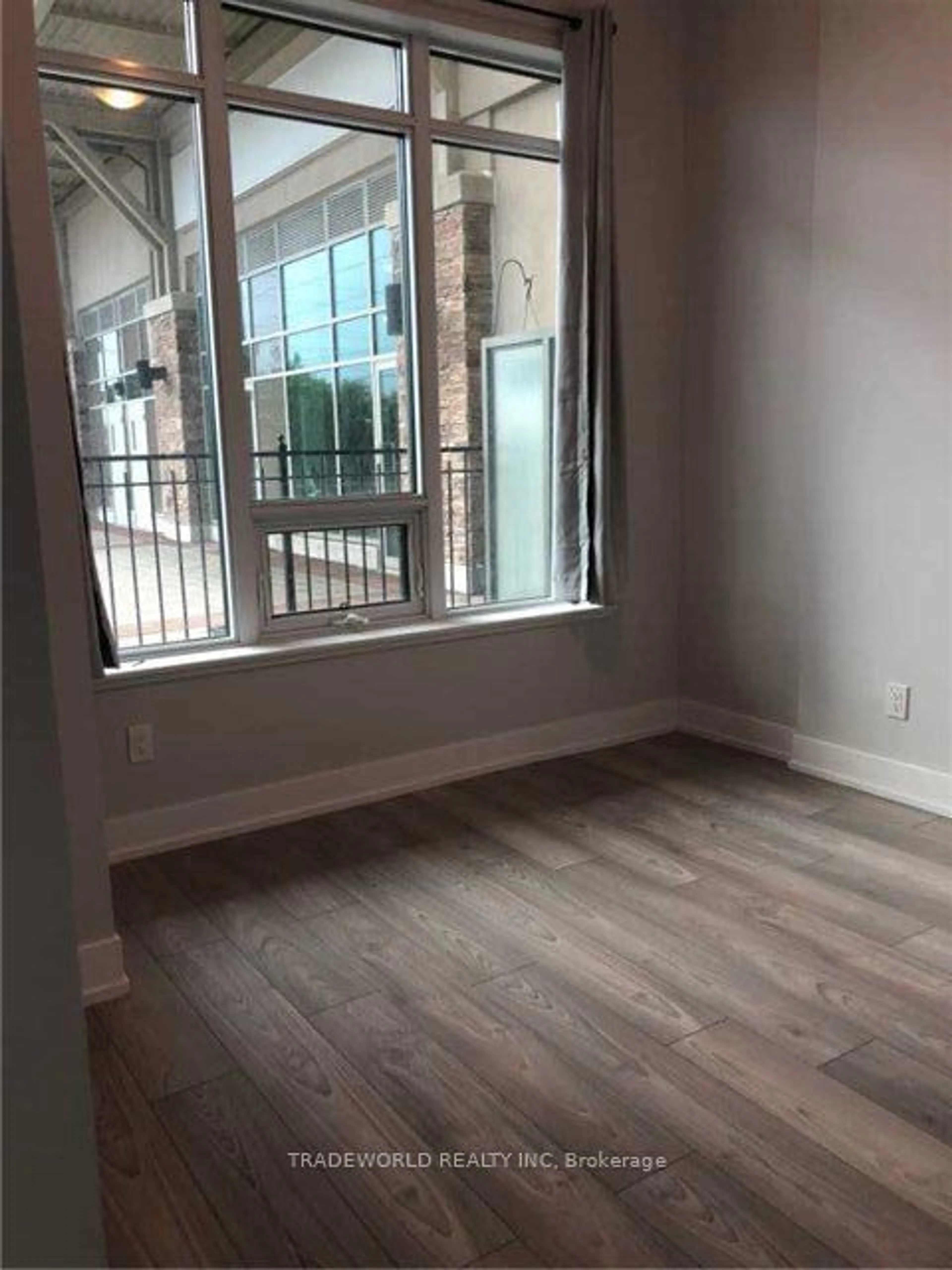 A pic of a room for 1215 Bayly St #108, Pickering Ontario L1W 1L7