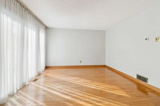 Additional property image - 44 Chester Le Blvd Unit 6