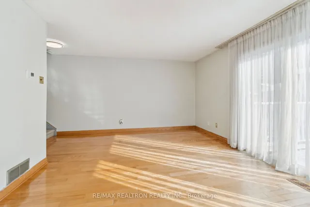 Additional property image - 44 Chester Le Blvd Unit 6
