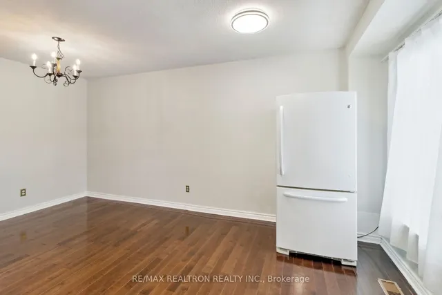 Additional property image - 44 Chester Le Blvd Unit 6