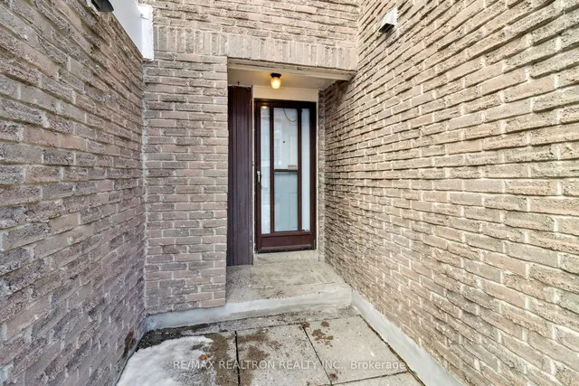 Additional property image - 44 Chester Le Blvd Unit 6