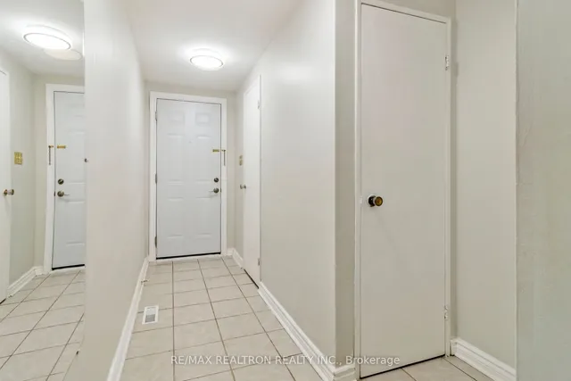 Additional property image - 44 Chester Le Blvd Unit 6