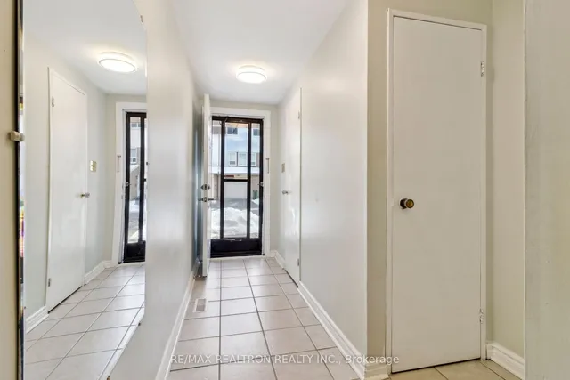 Additional property image - 44 Chester Le Blvd Unit 6