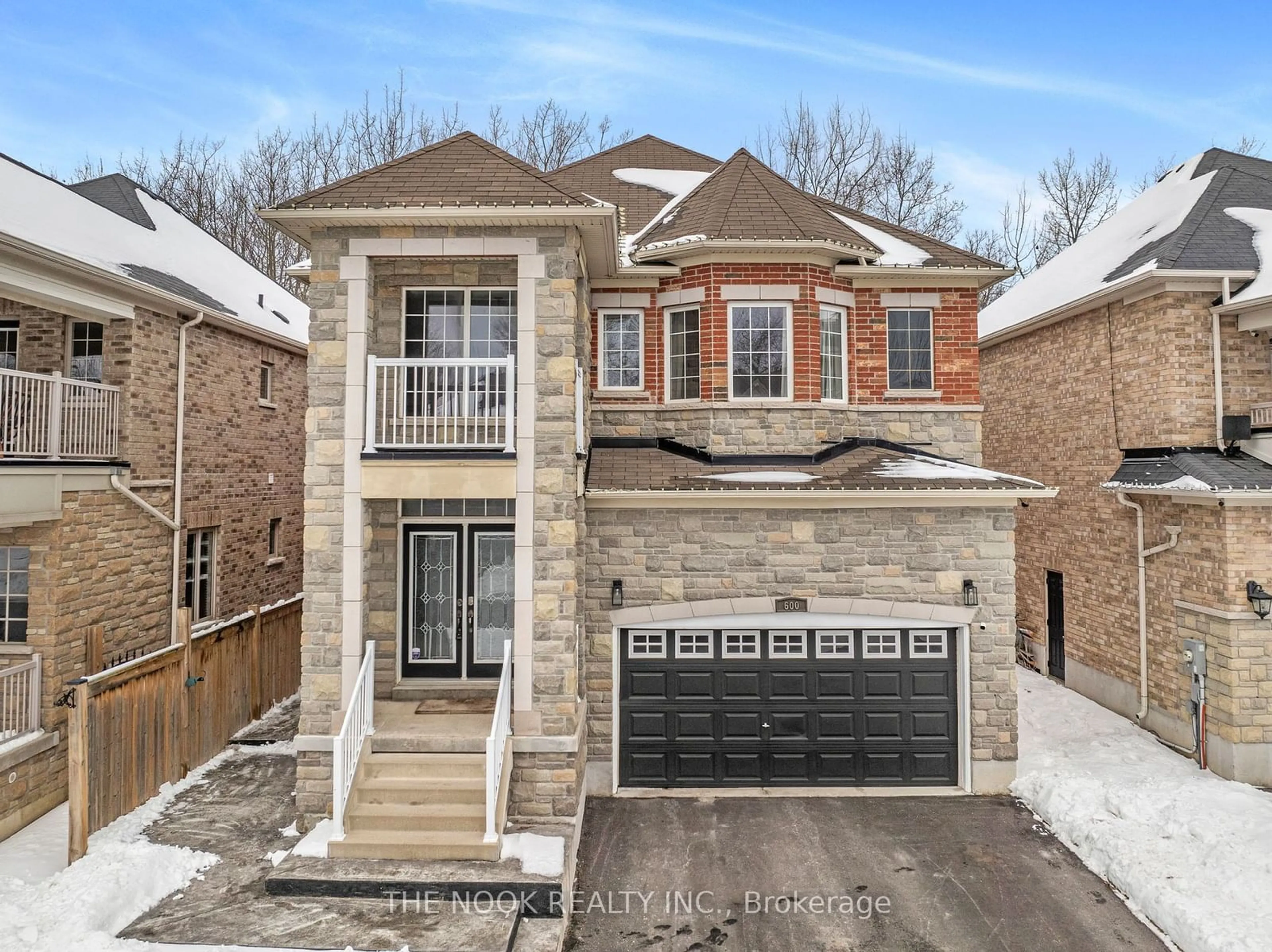 Home with brick exterior material, street for 600 George Reynolds Dr, Clarington Ontario L1E 0A8