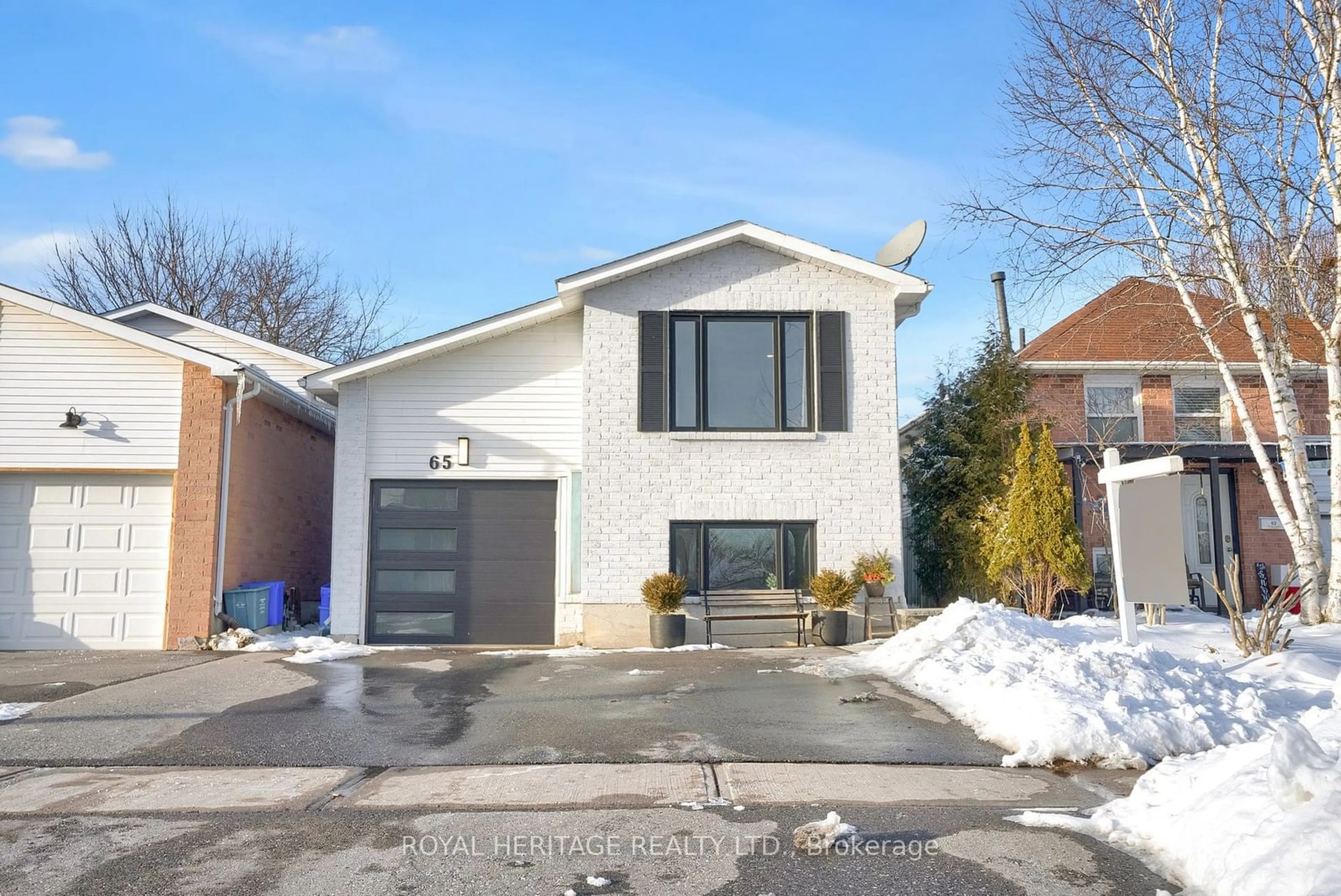 Home with brick exterior material, street for 65 Broadlands Cres, Clarington Ontario L1E 1R3