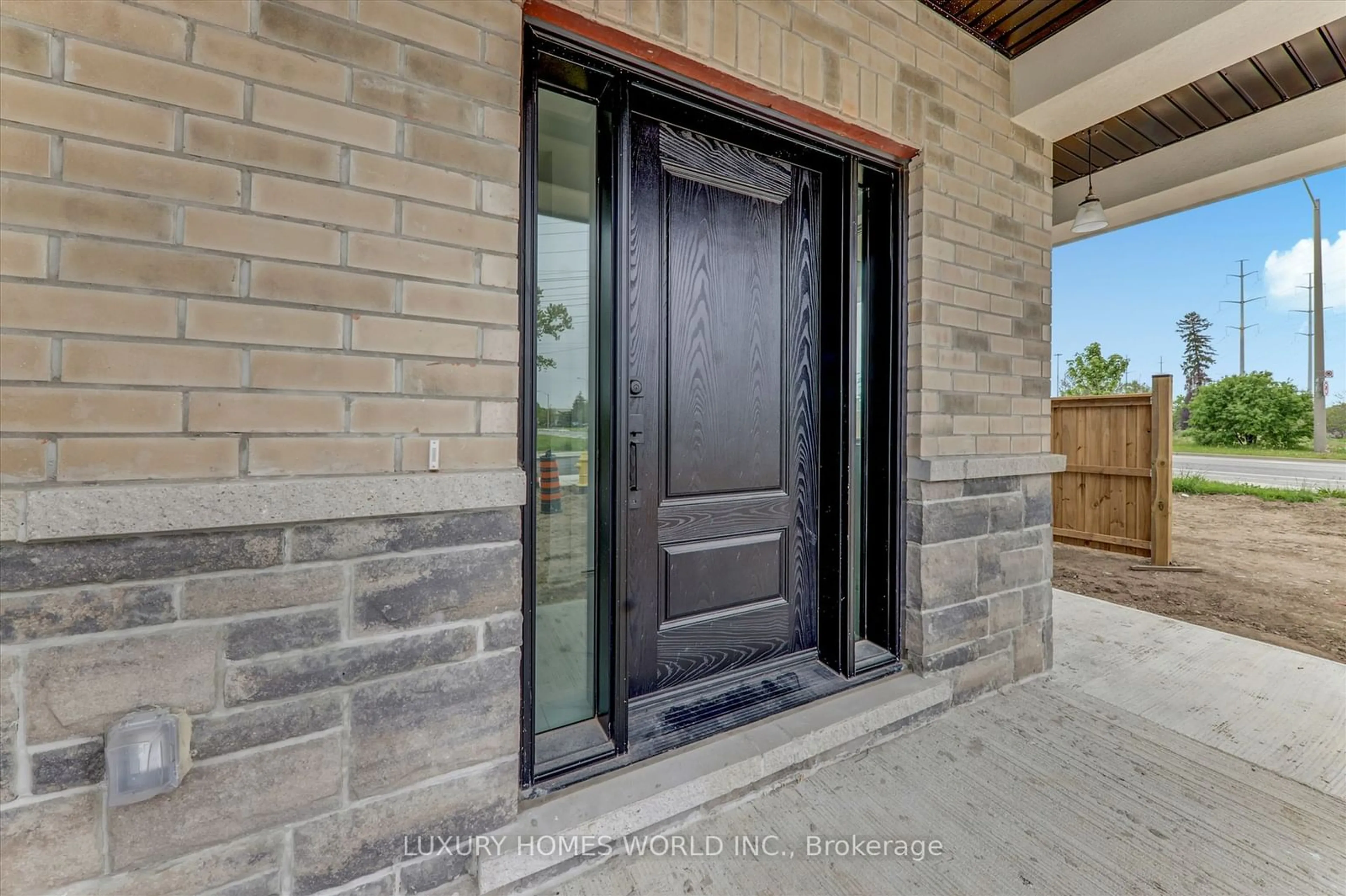 Indoor entryway for 97 Chelliah Crt, Toronto Ontario M1B 5S1