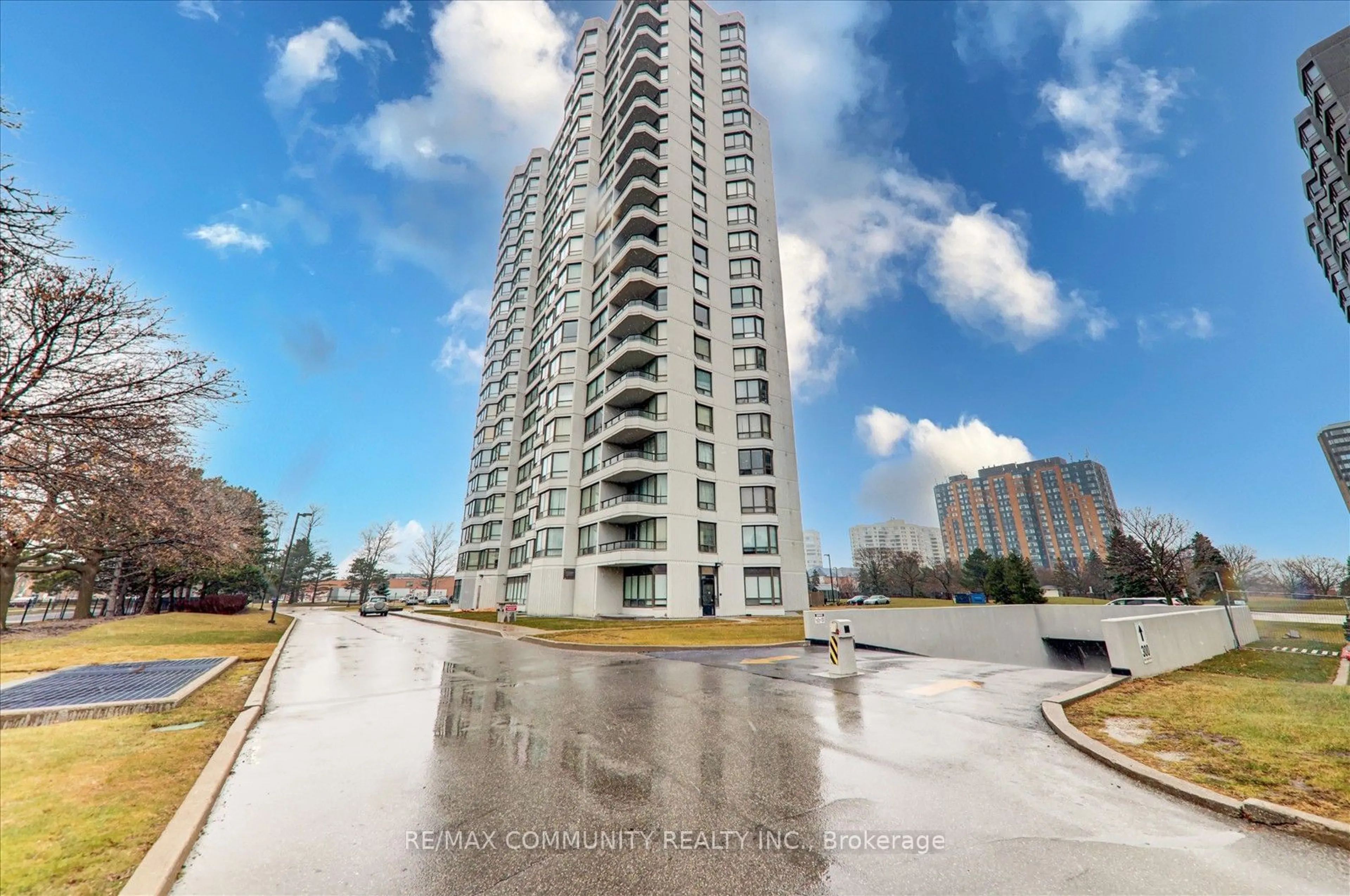 A pic from outside/outdoor area/front of a property/back of a property/a pic from drone, unknown for 300 Alton Towers Circ #509, Toronto Ontario M1V 4X9