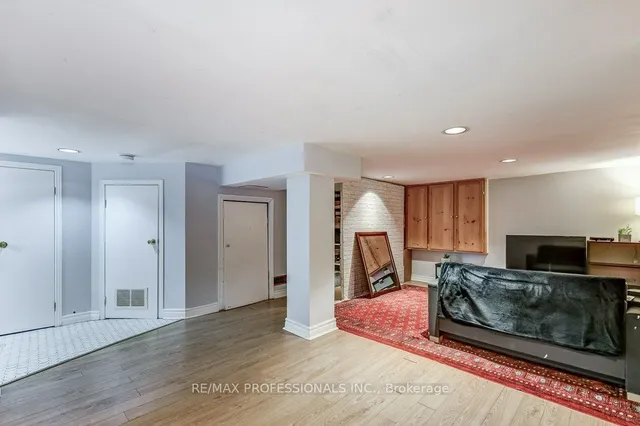 Additional property image - 269 Lumsden Ave