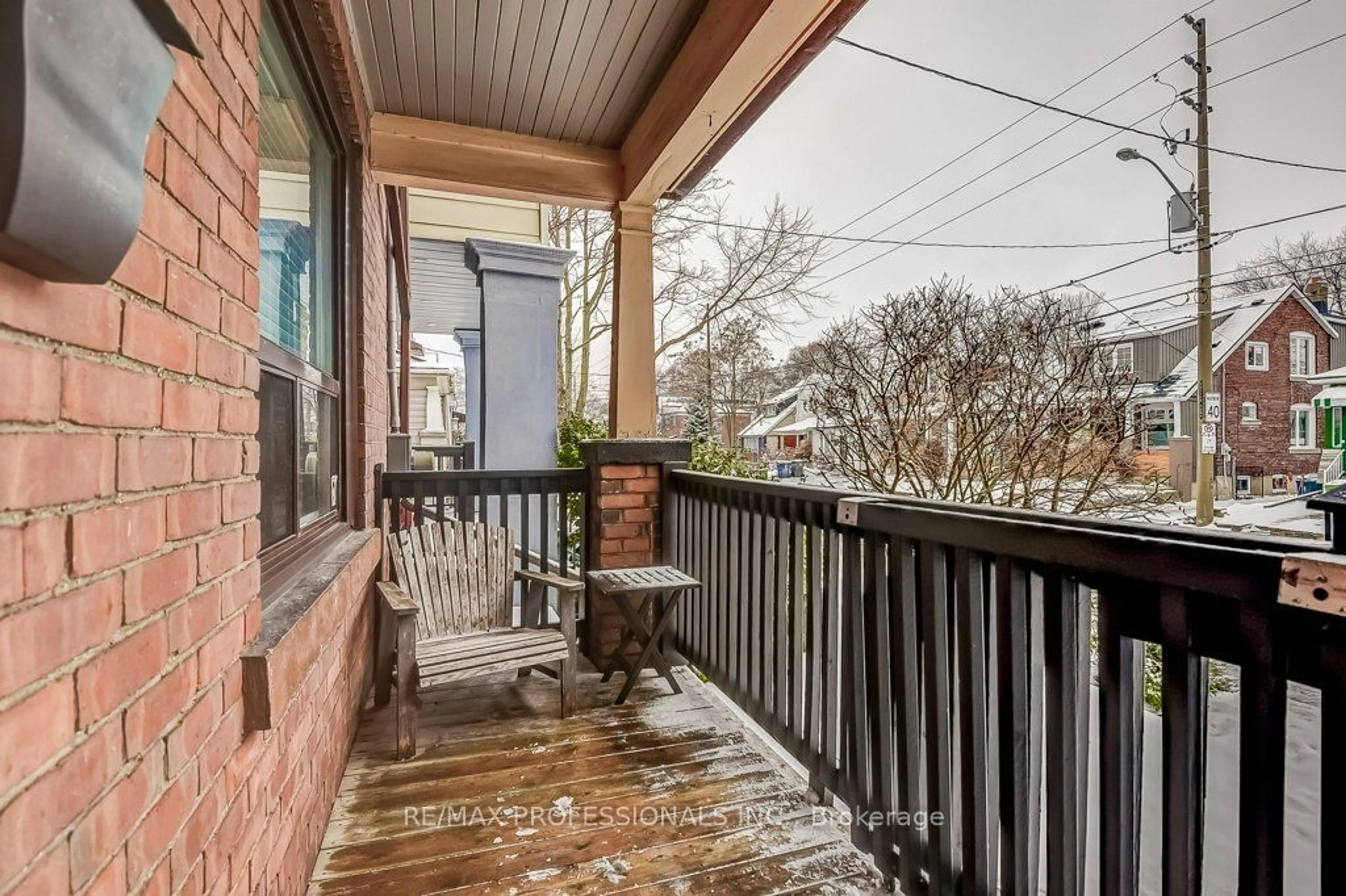 Patio, street for 269 Lumsden Ave, Toronto Ontario M4C 2K7