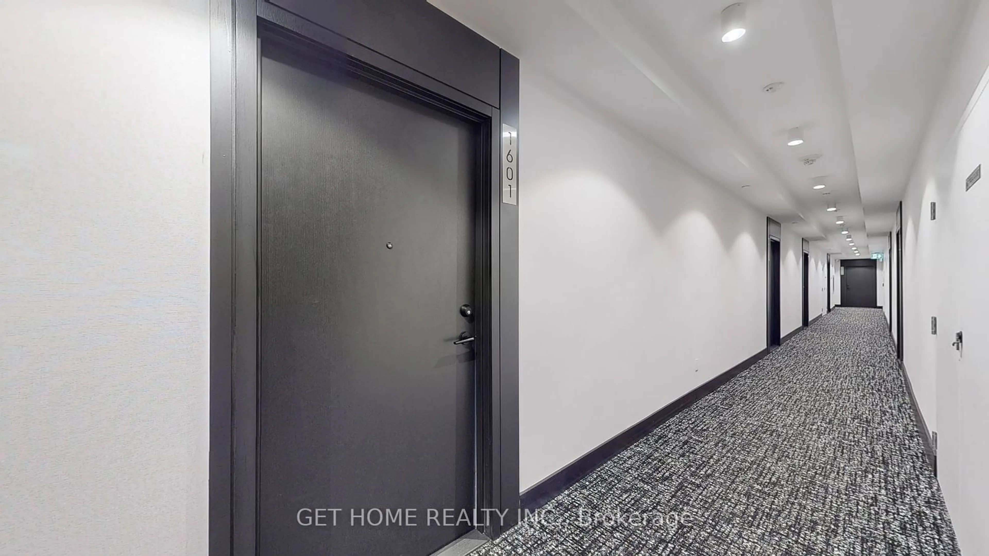 Indoor entryway for 1480 Bayly St #1601, Pickering Ontario L1W 0C2