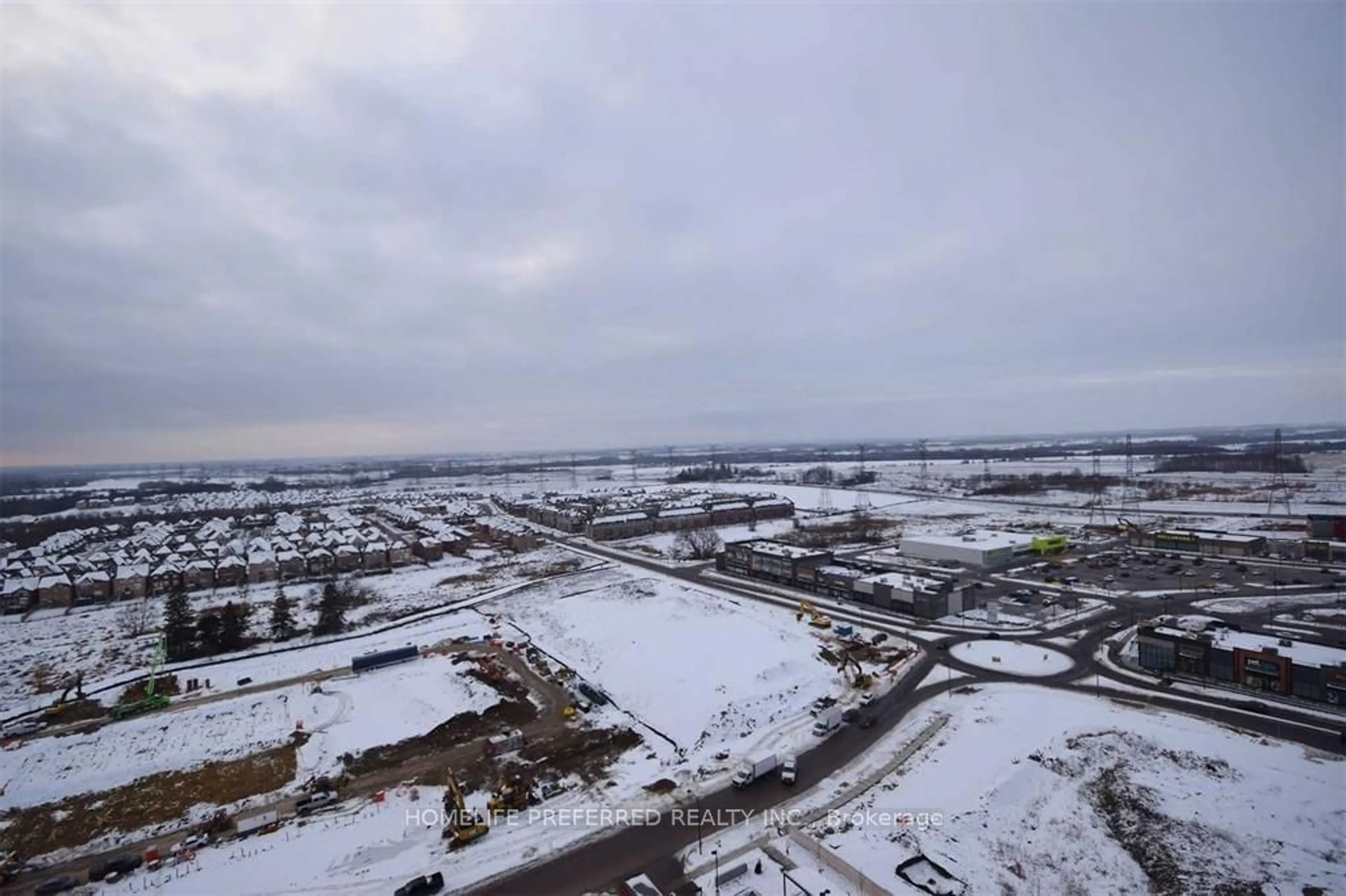 A pic from outside/outdoor area/front of a property/back of a property/a pic from drone, mountain view for 2550 Simcoe St #2018, Oshawa Ontario L1L 0R5