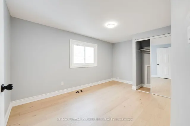 Additional property image - 3 Halfmoon Sq