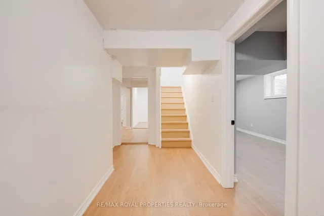 Additional property image - 3 Halfmoon Sq