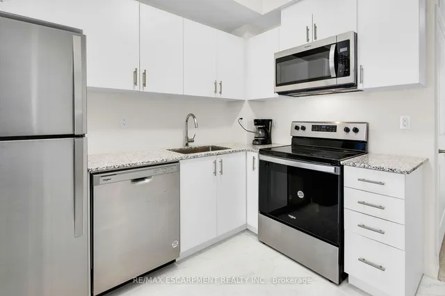Additional property image - 30 Liben Way Unit 2