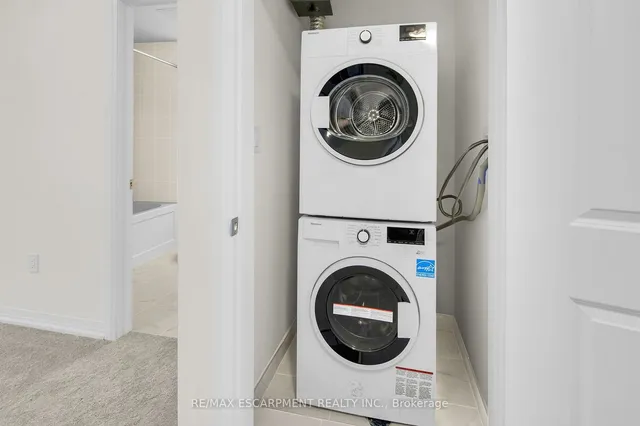 Additional property image - 30 Liben Way Unit 2