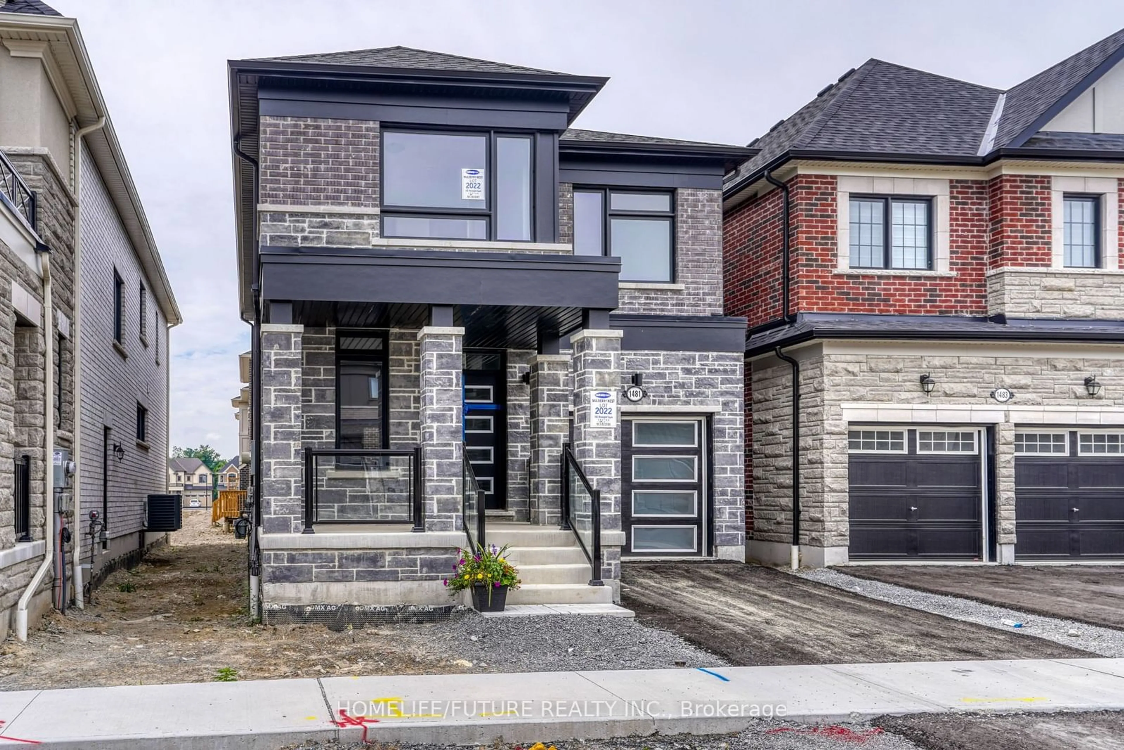 Home with brick exterior material, street for 1481 Mockingbird Sq, Pickering Ontario L1X 0N8