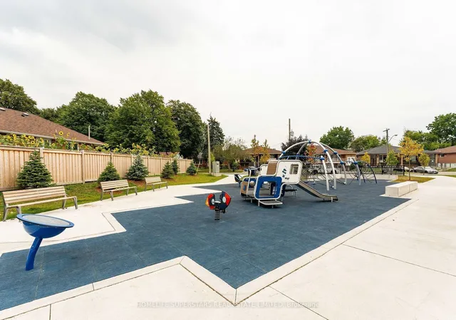 Additional property image - 2791 Eglinton Ave Unit 536