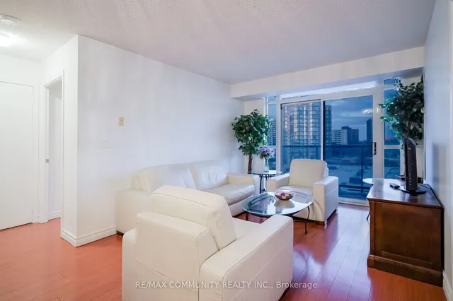 Additional property image - 3650 Kingston Rd Unit 701