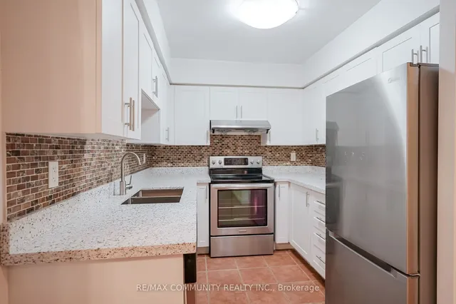 Additional property image - 3650 Kingston Rd Unit 701