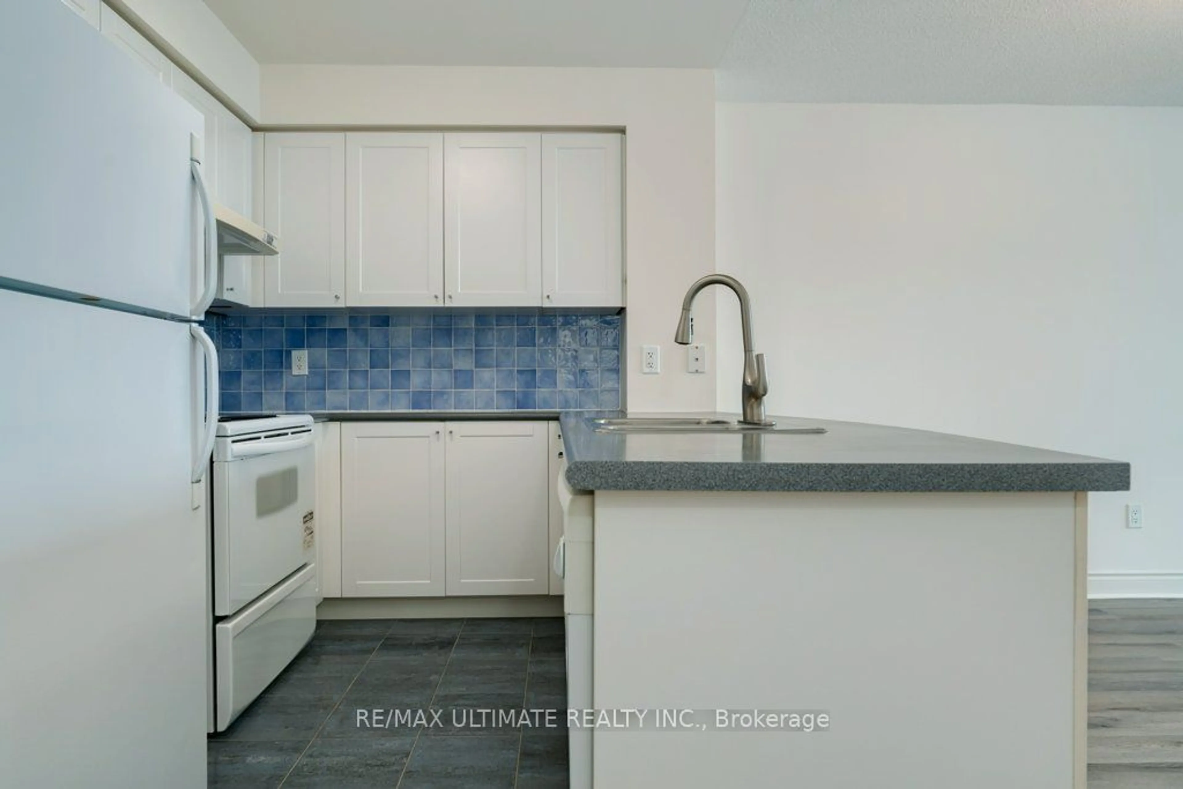 Standard kitchen, ceramic/tile floor for 60 Brian Harrison Way #1906, Toronto Ontario M1P 5J5