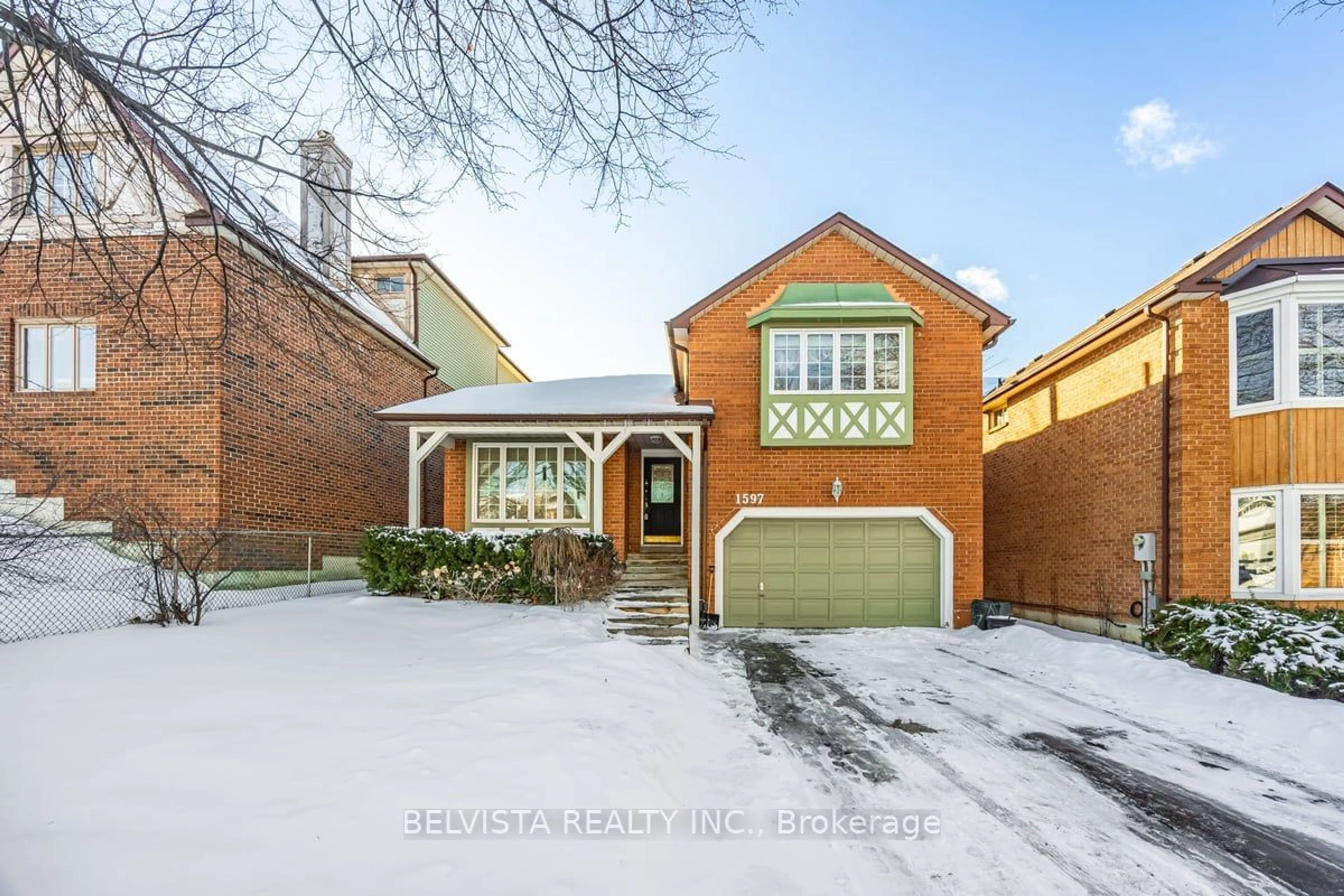 Home with brick exterior material, street for 1597 Heathside Cres, Pickering Ontario L1V 5X1