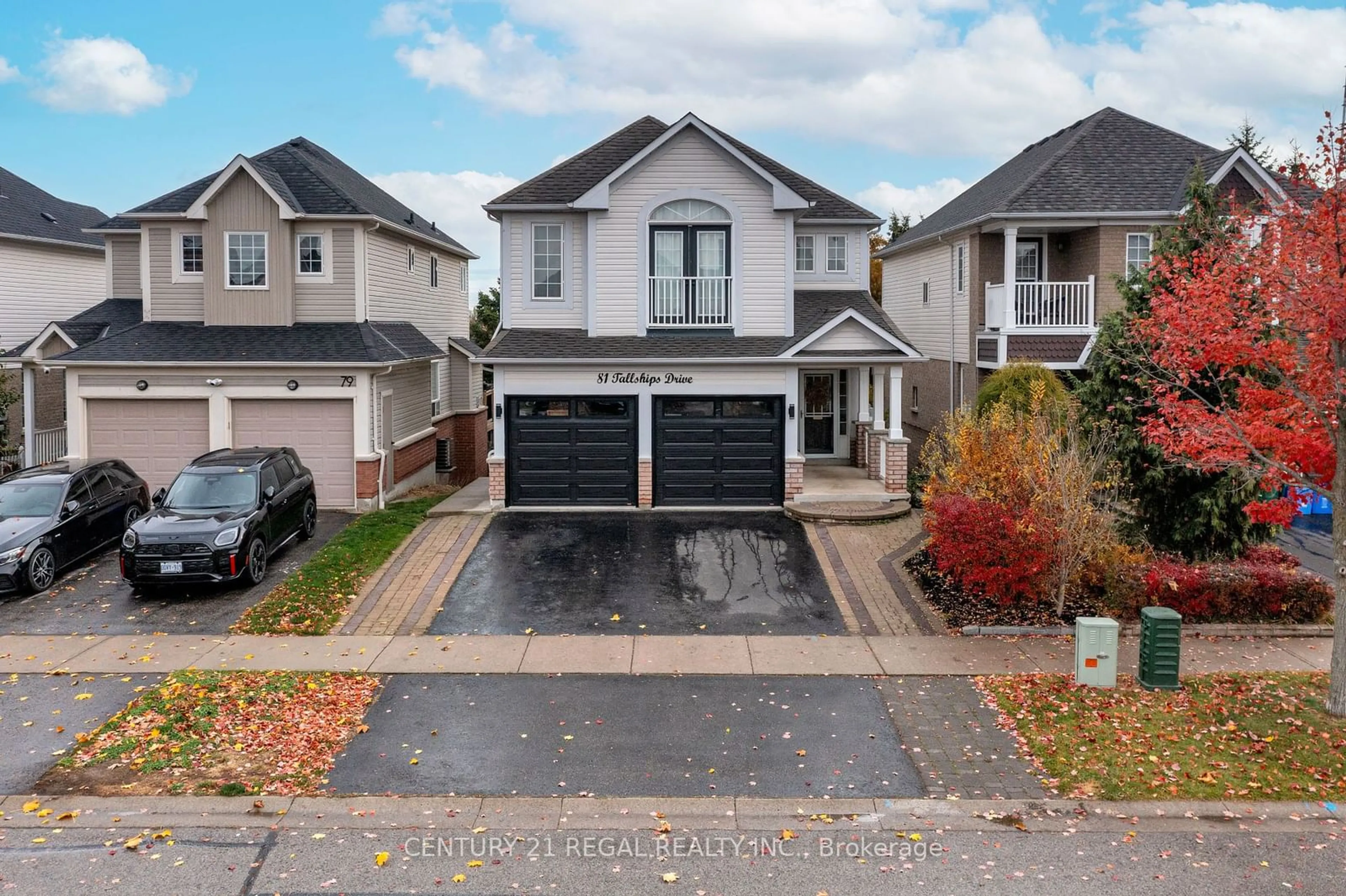 A pic from outside/outdoor area/front of a property/back of a property/a pic from drone, street for 81 Tallships Dr, Whitby Ontario L1N 9X5