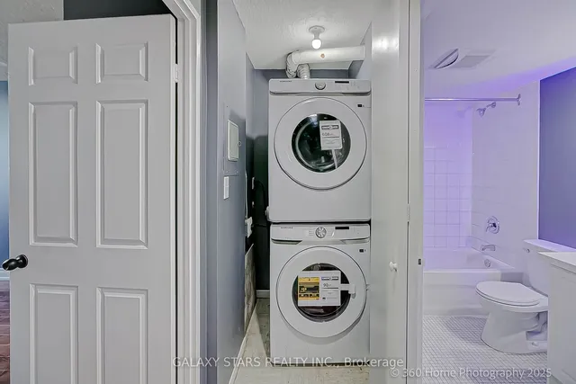 Additional property image - 10 Tapscott Rd Unit 304