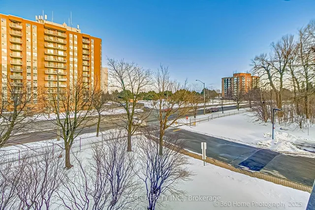Additional property image - 10 Tapscott Rd Unit 304