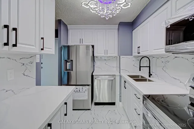 Additional property image - 10 Tapscott Rd Unit 304