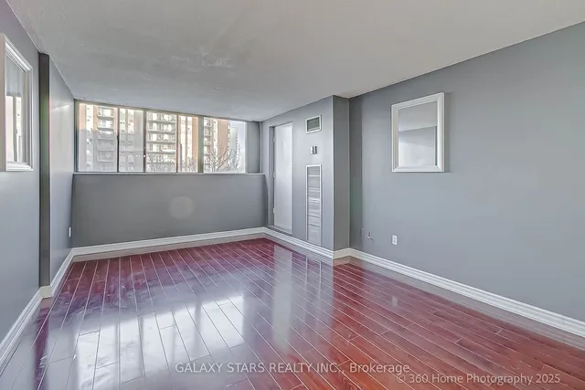 Additional property image - 10 Tapscott Rd Unit 304
