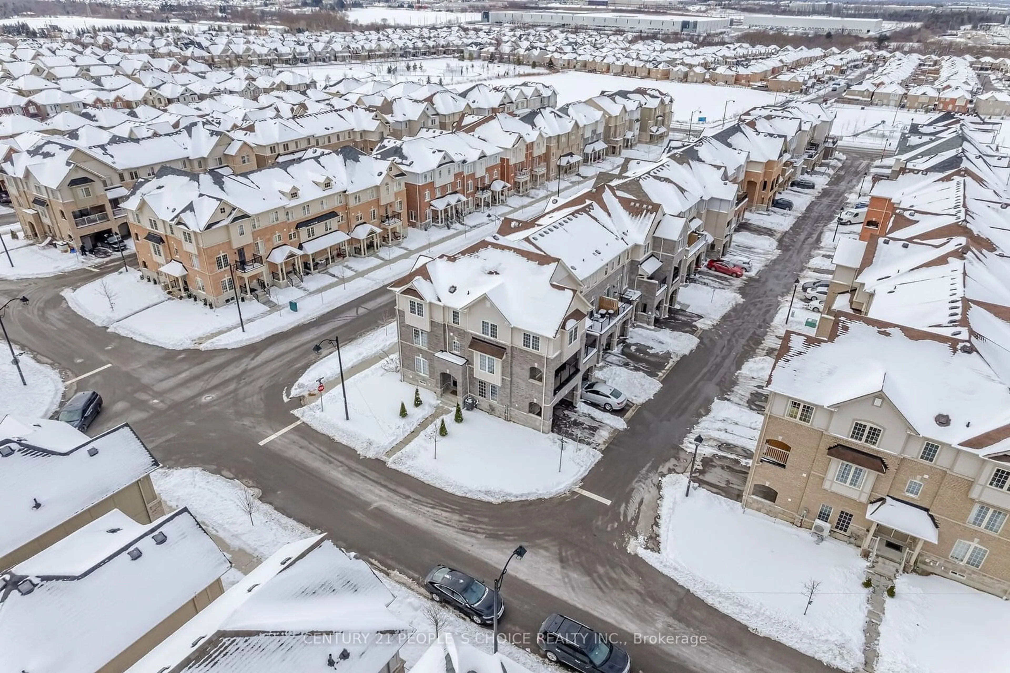 A pic from outside/outdoor area/front of a property/back of a property/a pic from drone, street for 122 Ainley Rd, Ajax Ontario L1Z 0S9