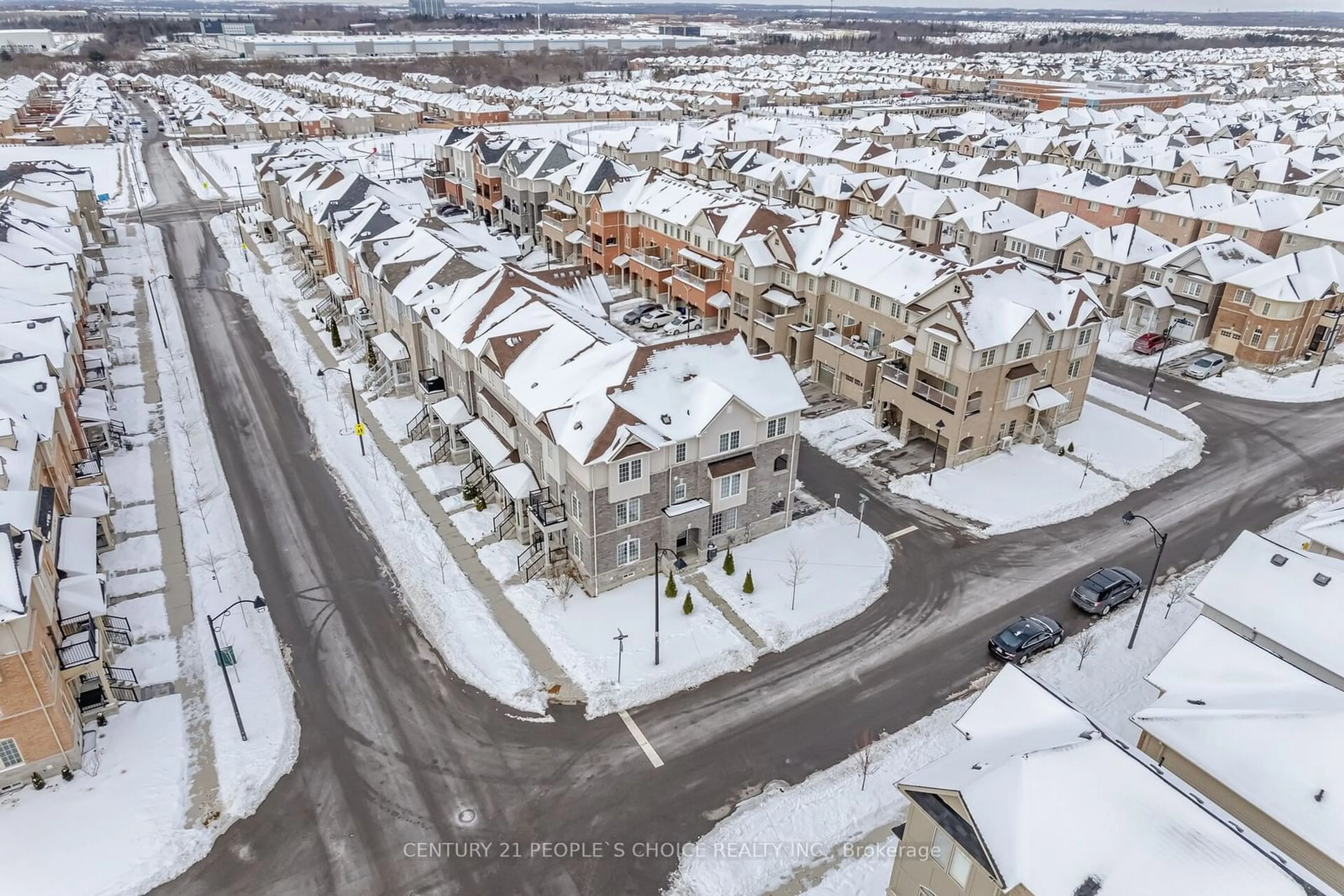 A pic from outside/outdoor area/front of a property/back of a property/a pic from drone, street for 122 Ainley Rd, Ajax Ontario L1Z 0S9