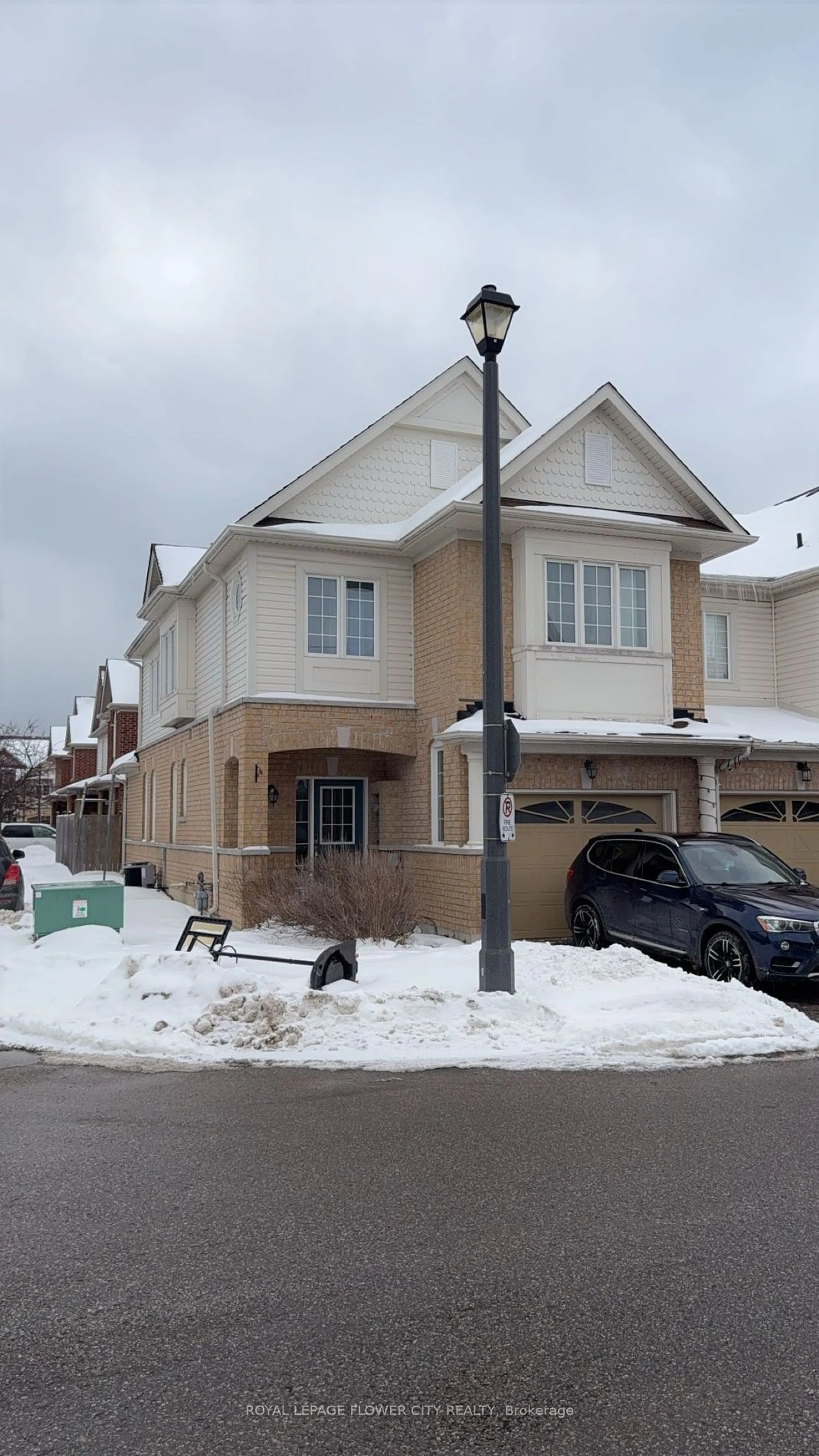 Unknown for 23 Lander Cres, Clarington Ontario L1C 0L5