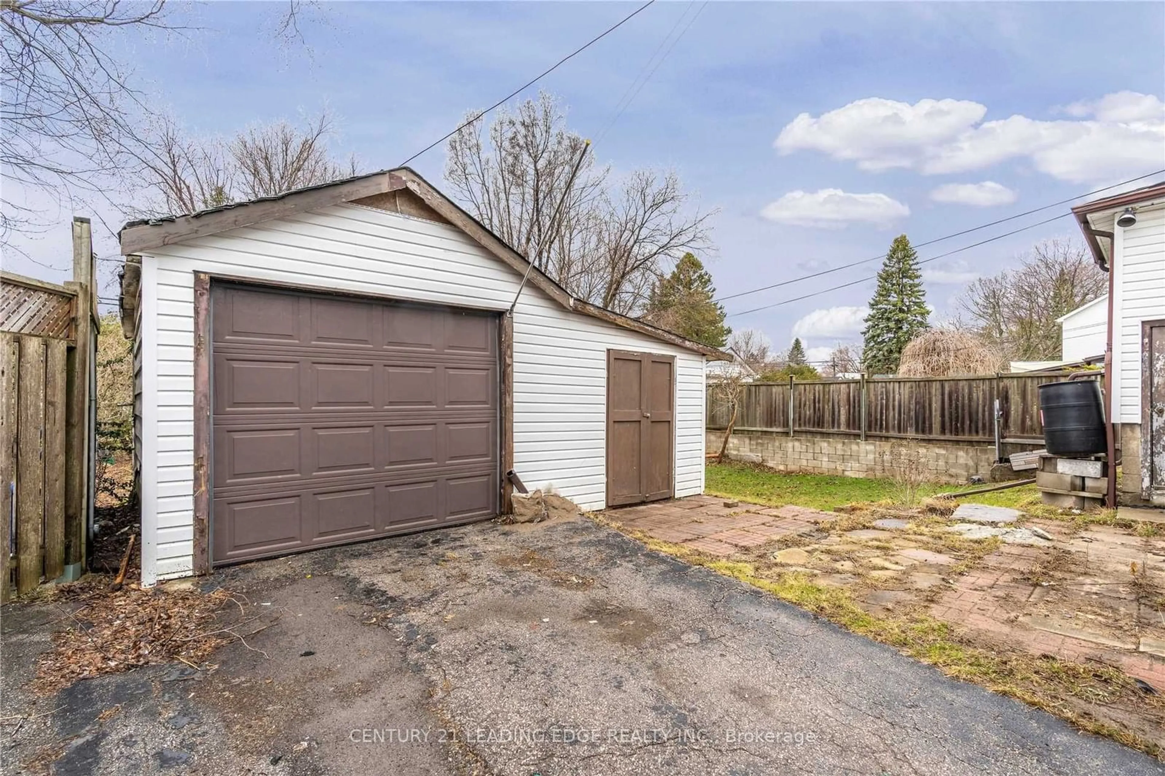 Shed for 52 Neilson Ave, Toronto Ontario M1M 2S4