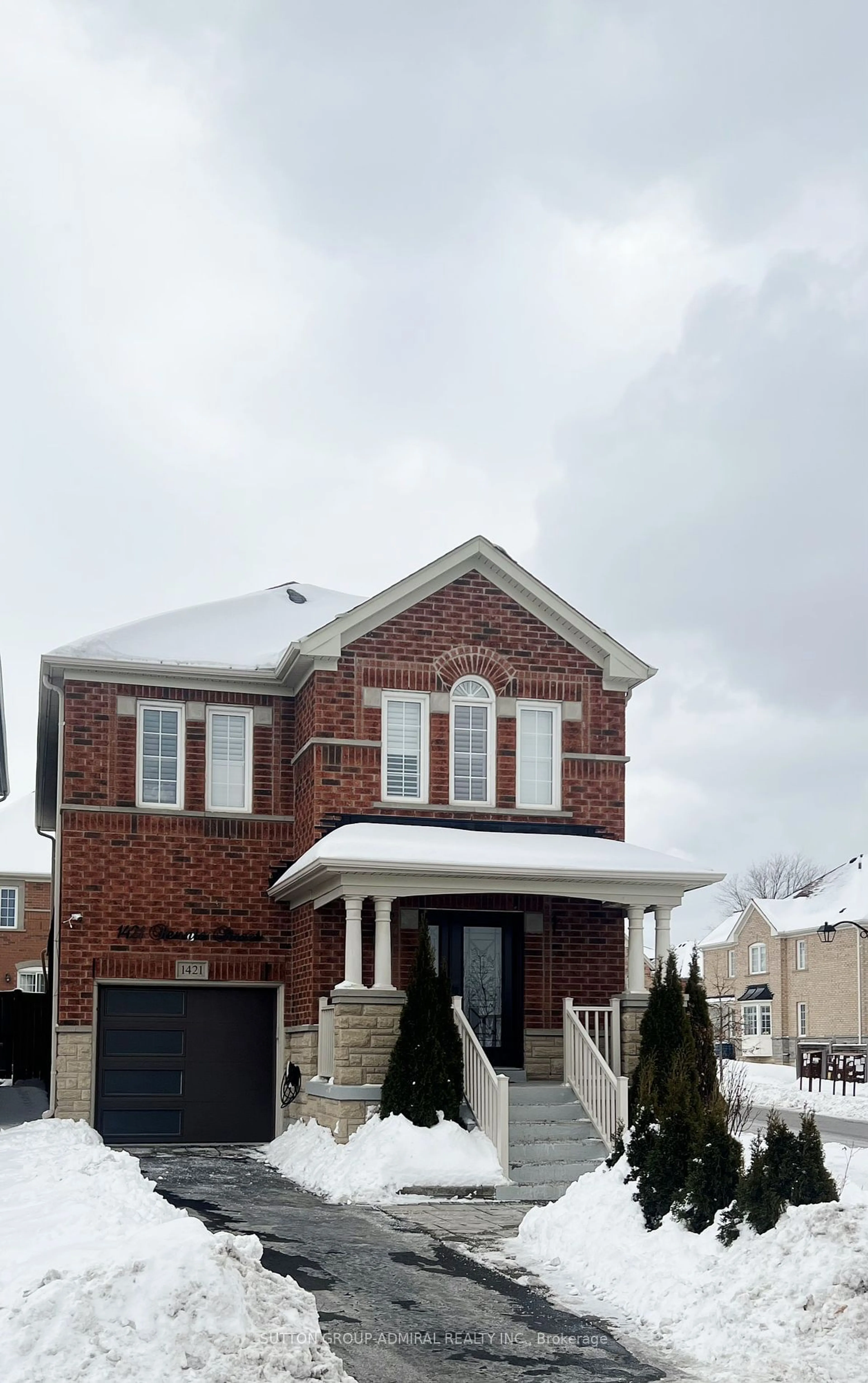 Home with brick exterior material, street for 1421 Rennie St, Oshawa Ontario L1K 0N8