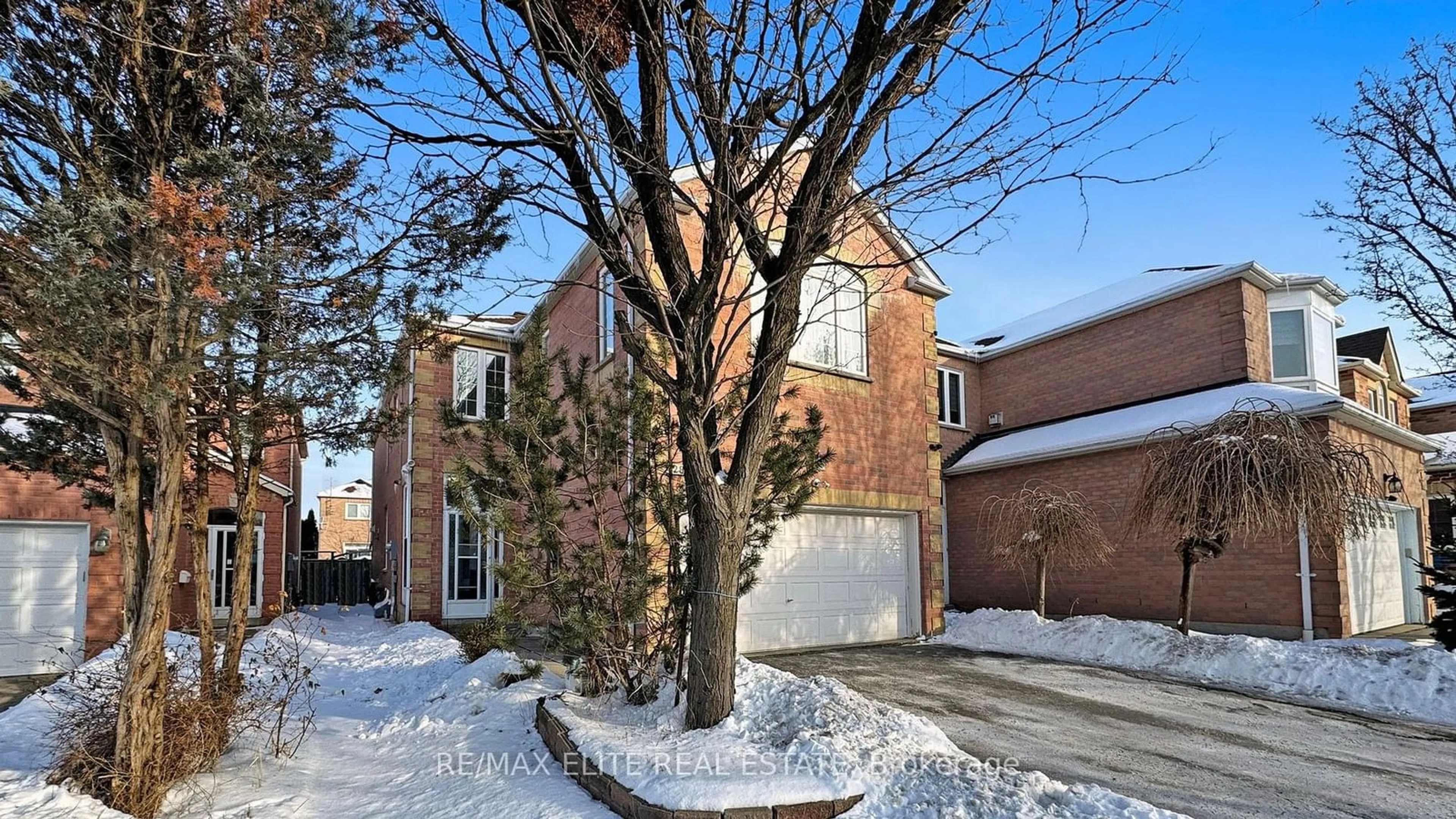 Home with brick exterior material, street for 28 Cascaden St, Toronto Ontario M1V 5L7