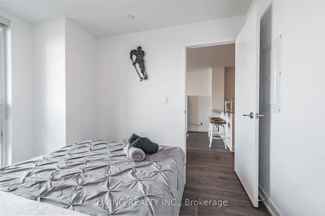 Additional property image - 8 Trent Ave Unit 805