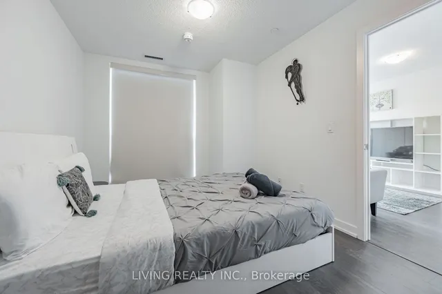Additional property image - 8 Trent Ave Unit 805