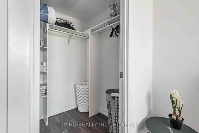 Additional property image - 8 Trent Ave Unit 805