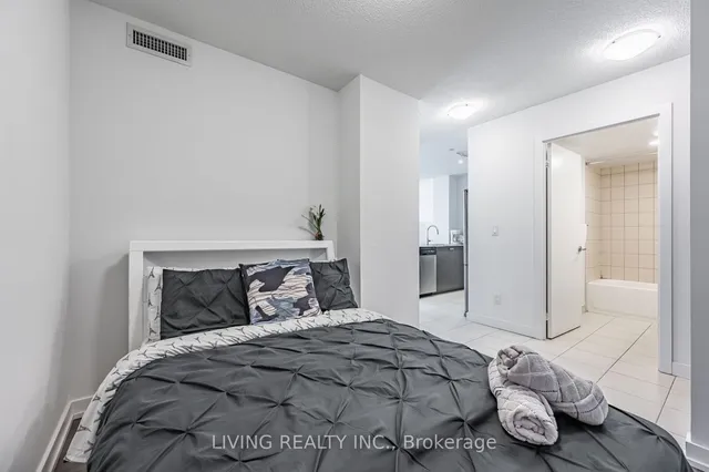 Additional property image - 8 Trent Ave Unit 805