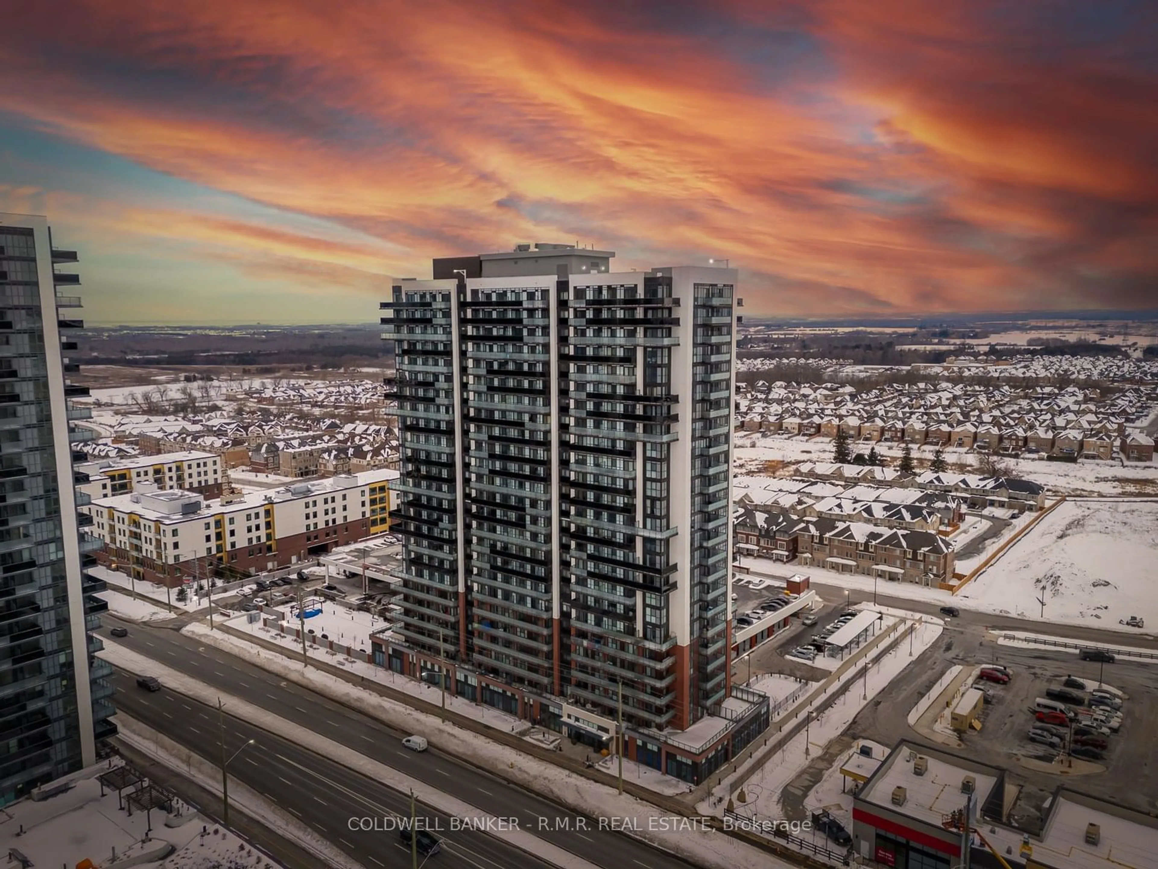 A pic from outside/outdoor area/front of a property/back of a property/a pic from drone, city buildings view from balcony for 2550 Simcoe St #2513, Oshawa Ontario L1L 0R5